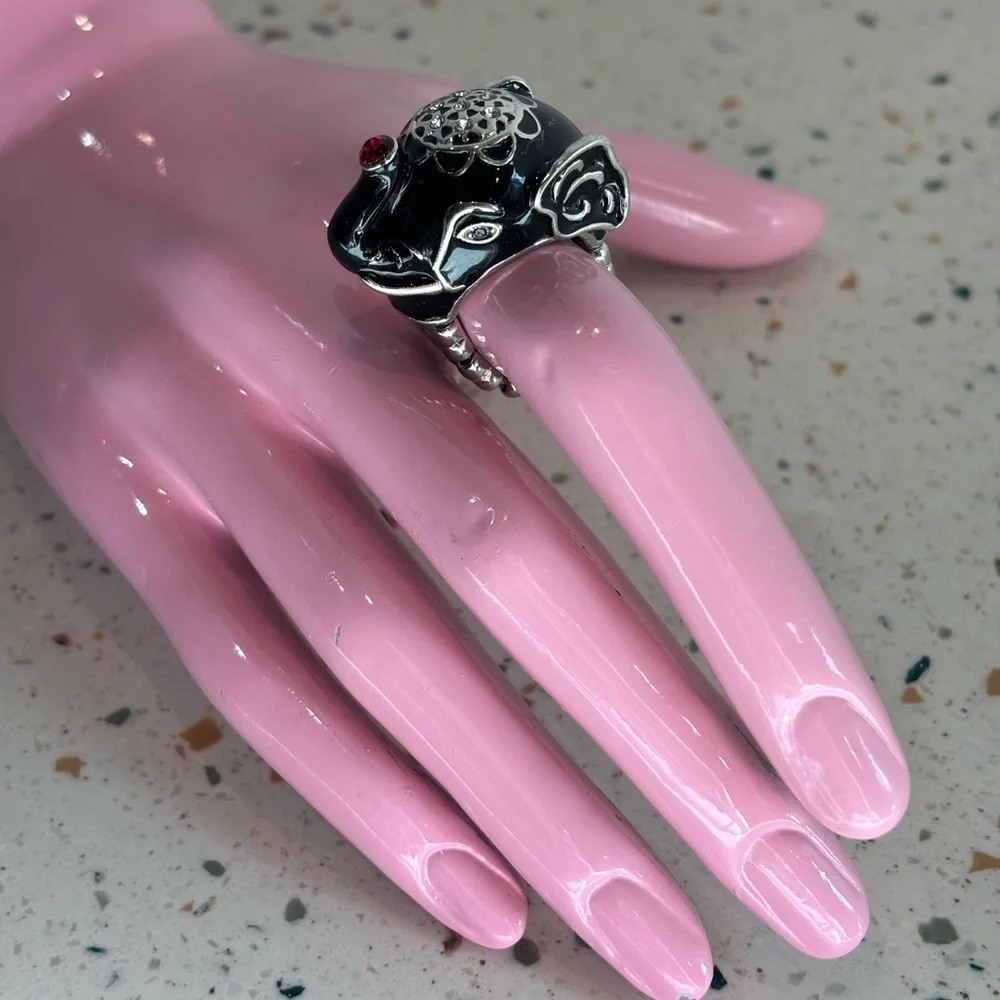 Black Elephant Ring with Stretch‎ Comfort Band